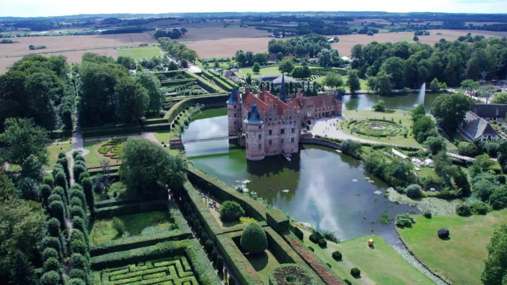 Egeskov